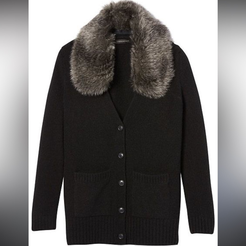 Women’s Banana Republic Merino-Blend Boyfriend Cardigan Sweater Faux Fur Collar